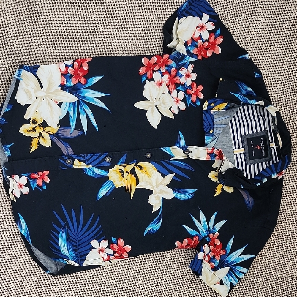 Denim & Flower  Floral Short Sleeve Button-Up Shirt